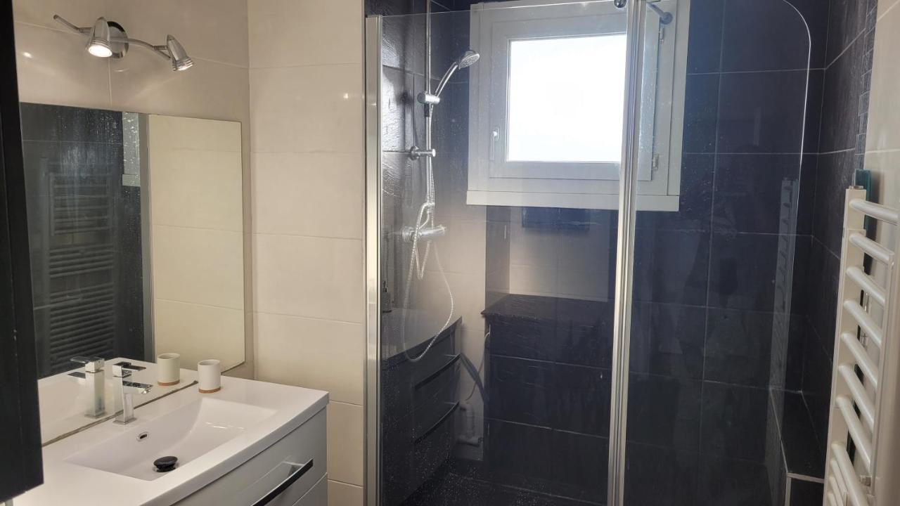 Appartement Lumineux Cholet Exterior photo